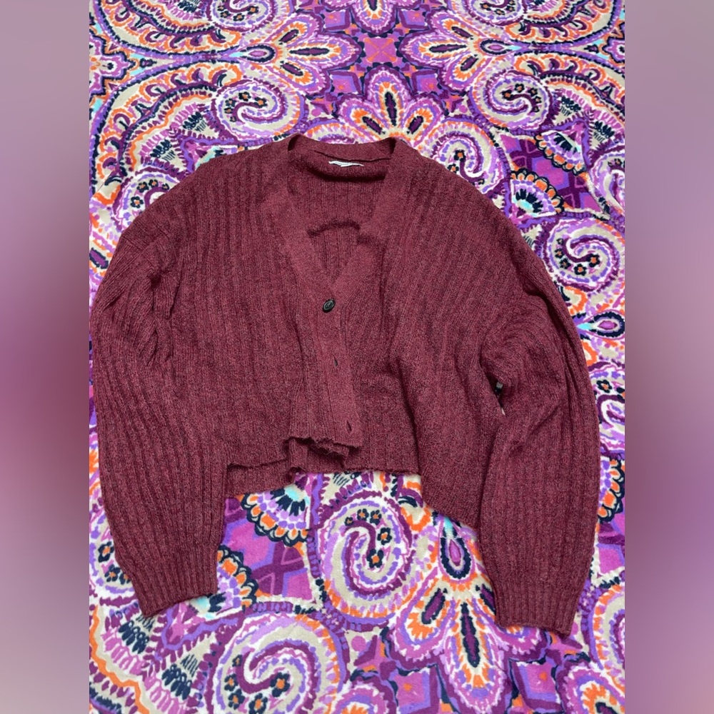 American Eagle cardigan sweater. Size small.